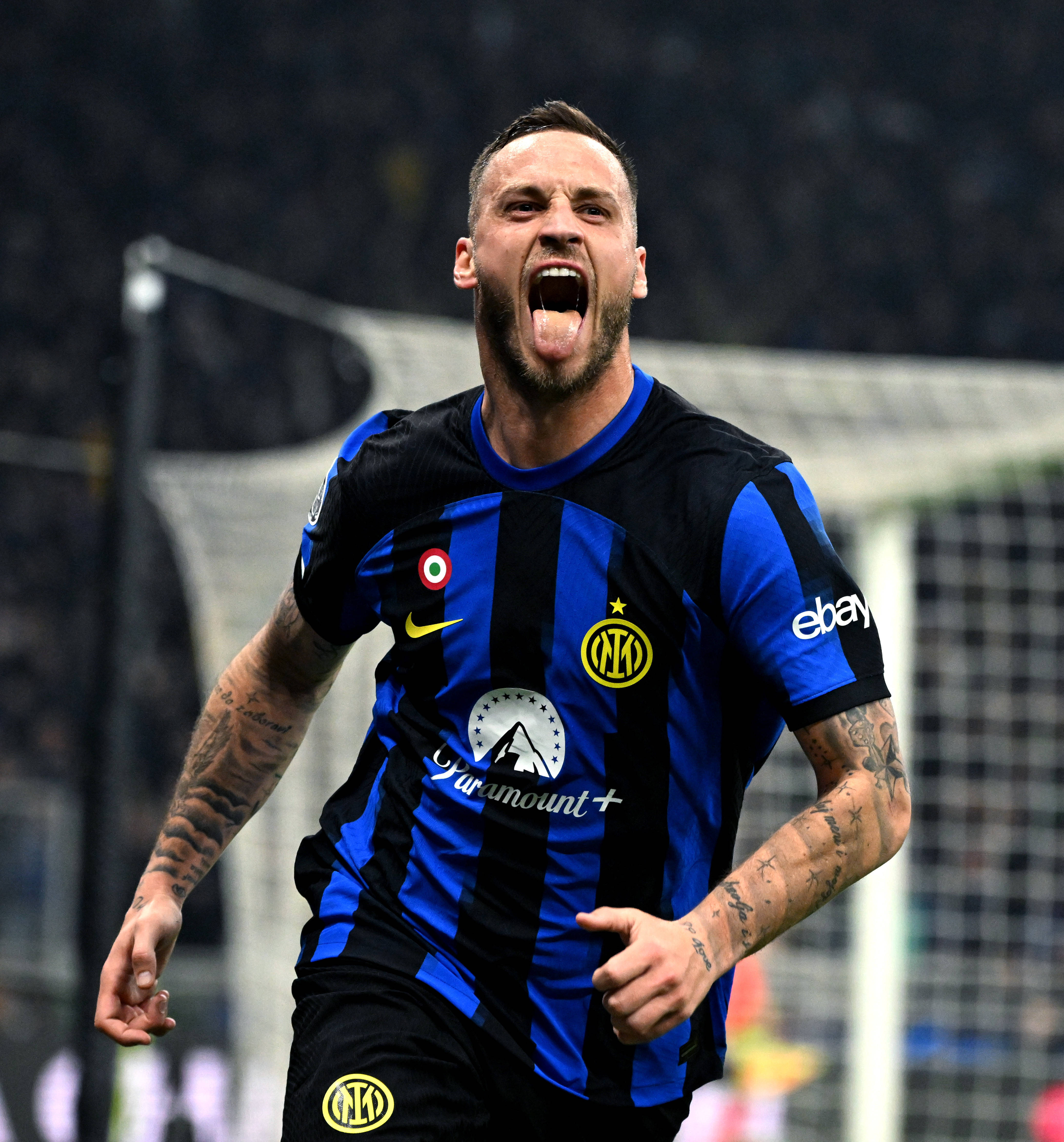 吉鲁回顾枪手生涯：三夺足总杯是巨大成就，争冠受限于阵容（吉鲁回忆阿森纳生涯：三夺足总杯成就非凡，阵容短板成争冠瓶颈）