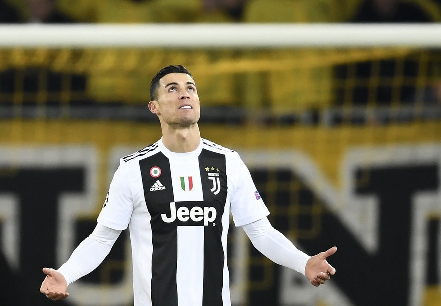 官方：皇家社会签下狼队前锋格德斯；据悉转会费为400万欧