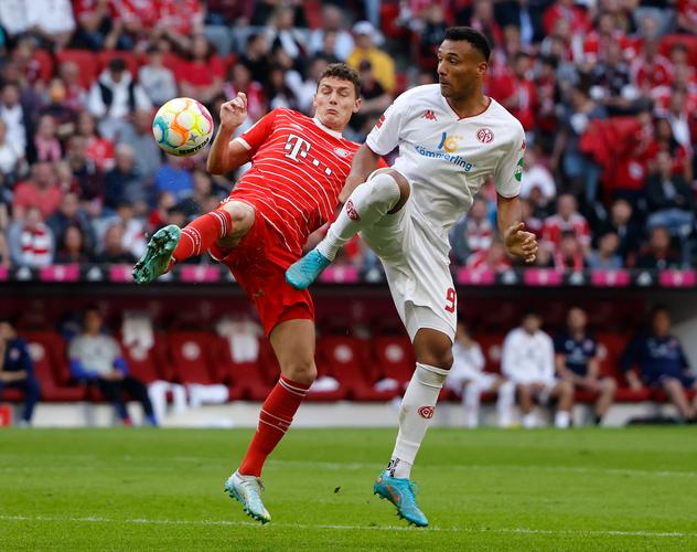 乌尔比希：能与诺伊尔、乌尔赖希一起训练很重要，他们很优秀