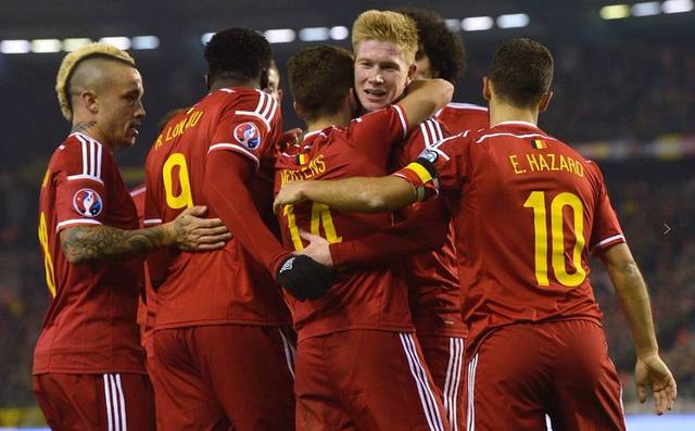 巴萨新诺坎普首秀大名单：拉菲尼亚、加西亚回归，拉师傅缺席（巴萨公布新诺坎普首秀名单：拉菲尼亚、加西亚归队，拉师傅缺席）