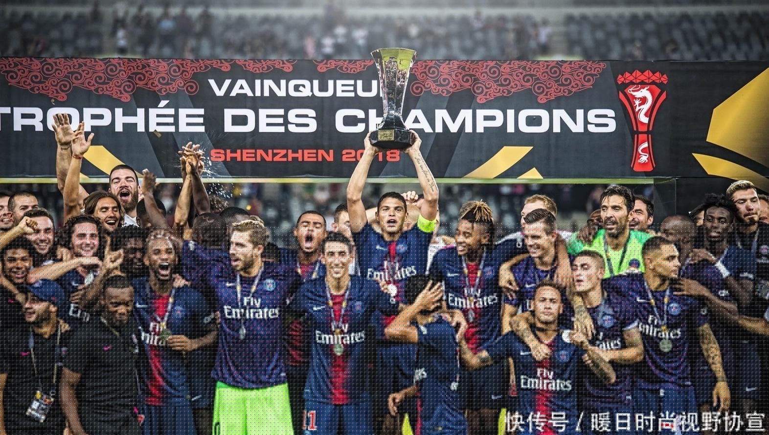 伯纳乌变装，现代化球场伯纳乌＂秒变＂橄榄球比赛场地