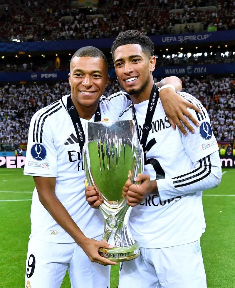 金珍洙：徐正源把成都队打造得非常好，他们前场球员能力很强